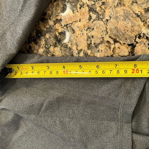 Powersoft bike shorts with pockets..Tag cut-Read description! - Picture 5 of 5